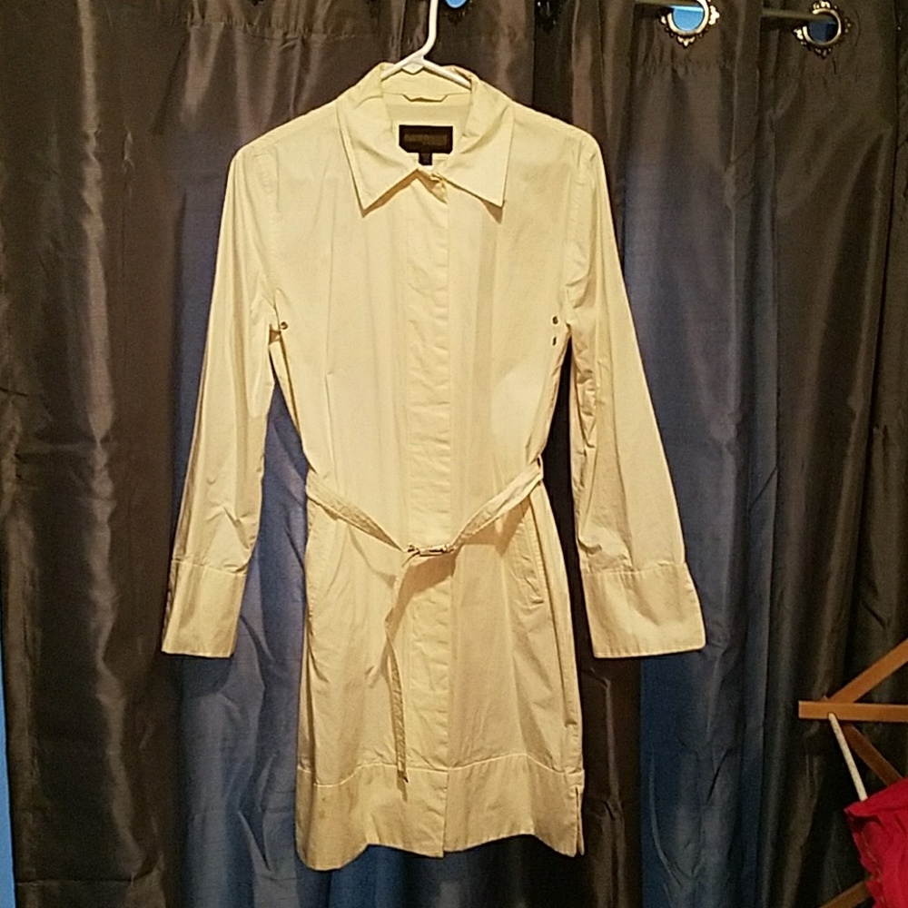 Express trench coat with belt